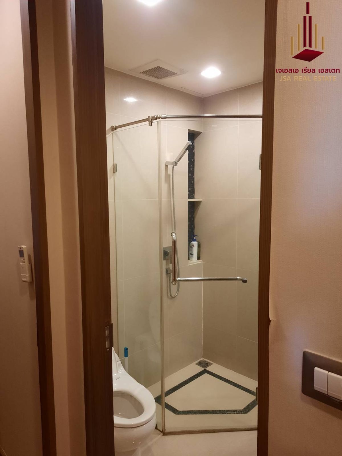 ขายคอนโดสาทร นราธิวาส : ✨ For Sale: The Address Sathorn Condo ✨  💰 Only 11,000,000 THB