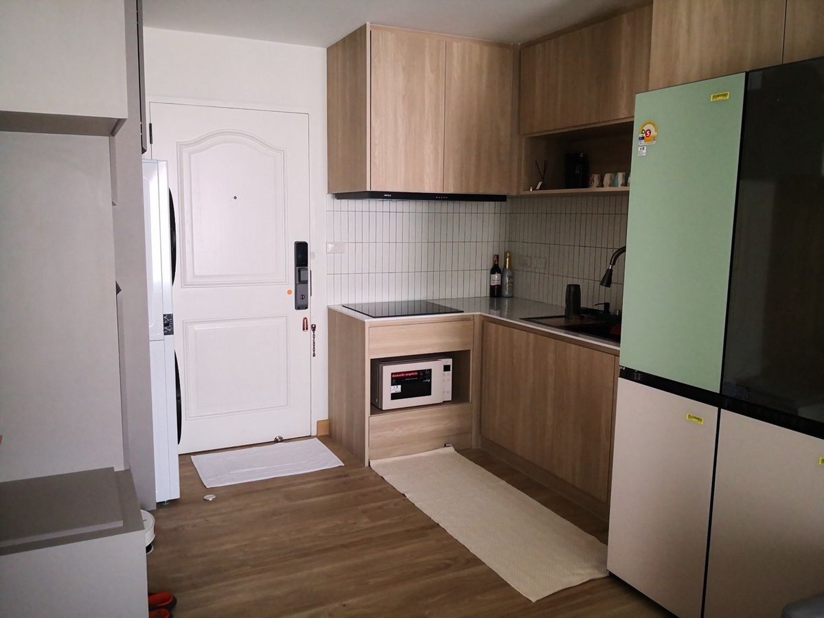 ขายคอนโดสีลม ศาลาแดง บางรัก : Investment Unit – Surawong City Resort | Corner Room in Silom CBD พร้อมผู้เช่า รับรายได้ 30K–35K/เดือนทันที