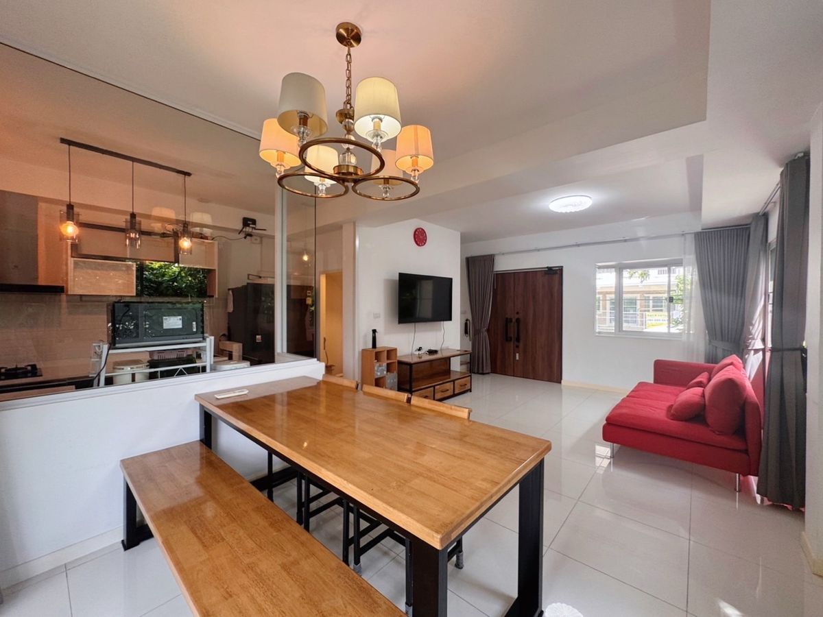 ให้เช่าทาวน์โฮมบางนา แบริ่ง ลาซาล : 💥ForRent💥3Bed • Indy Bangna-Ramkhamhang 2 🏡 Near Mega Bangna ✨ Duplex ‼️Corner House with Private Garden 🌳 Ready to move in ‼️