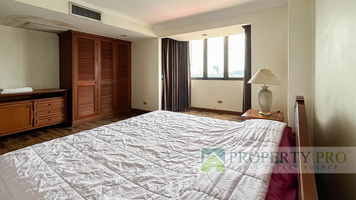 ขายคอนโดนานา : ขาย คอนโด Omni Tower สุขุมวิท นานา แบบ 1 ห้องนอน 57 ตรม ชั้นสูง เฟอร์นิเจอร์ครบ ใกล้ BTS นานา อโศก เพลินจิต One Bangkok Terminal 21: YA25S-003