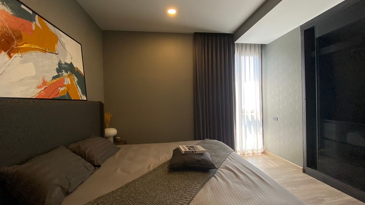 For SaleCondoRatchadapisek, Huaikwang, Suttisan : 🔥Urgent Sale🔥 The Teak Ratchada 19, fully furnished and ready to move in, just 50 meters from Ratchadaphisek MRT Station.