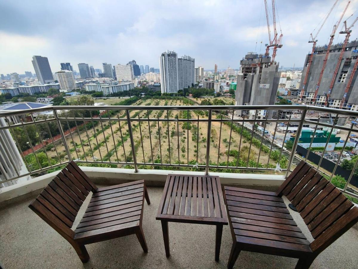 For SaleCondoRama9, Petchburi, RCA : 03/04/2026, Luxury ready to move in! Supalai Wellington 3 bedrooms in the heart of Ratchada
Large condo 136.8 sq.m. near MRT Cultural Center for only 12.99 million! 0642748883