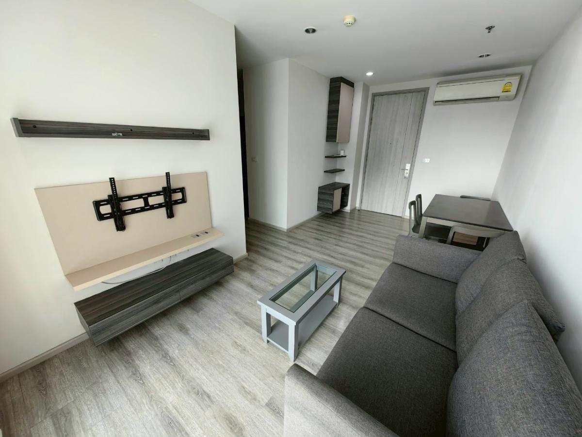 For SaleCondoAri,Anusaowaree : 03/04/2026, Condo in the heart of Ari, 2 bedrooms, special price 8 million!
Infinity-edge pool view near BTS Ari, fully furnished! 0642748883