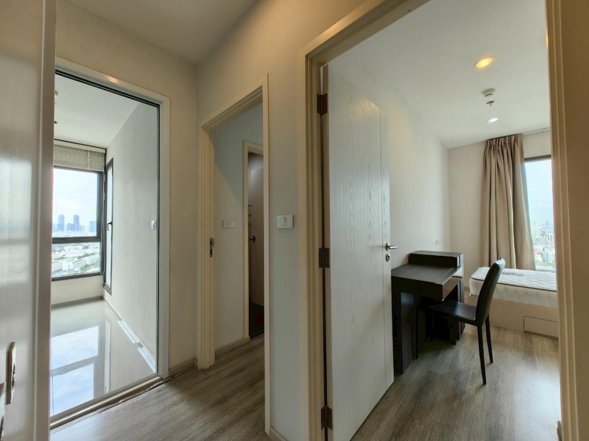 For SaleCondoAri,Anusaowaree : 03/04/2026, Condo in the heart of Ari, 2 bedrooms, special price 8 million!
Infinity-edge pool view near BTS Ari, fully furnished! 0642748883