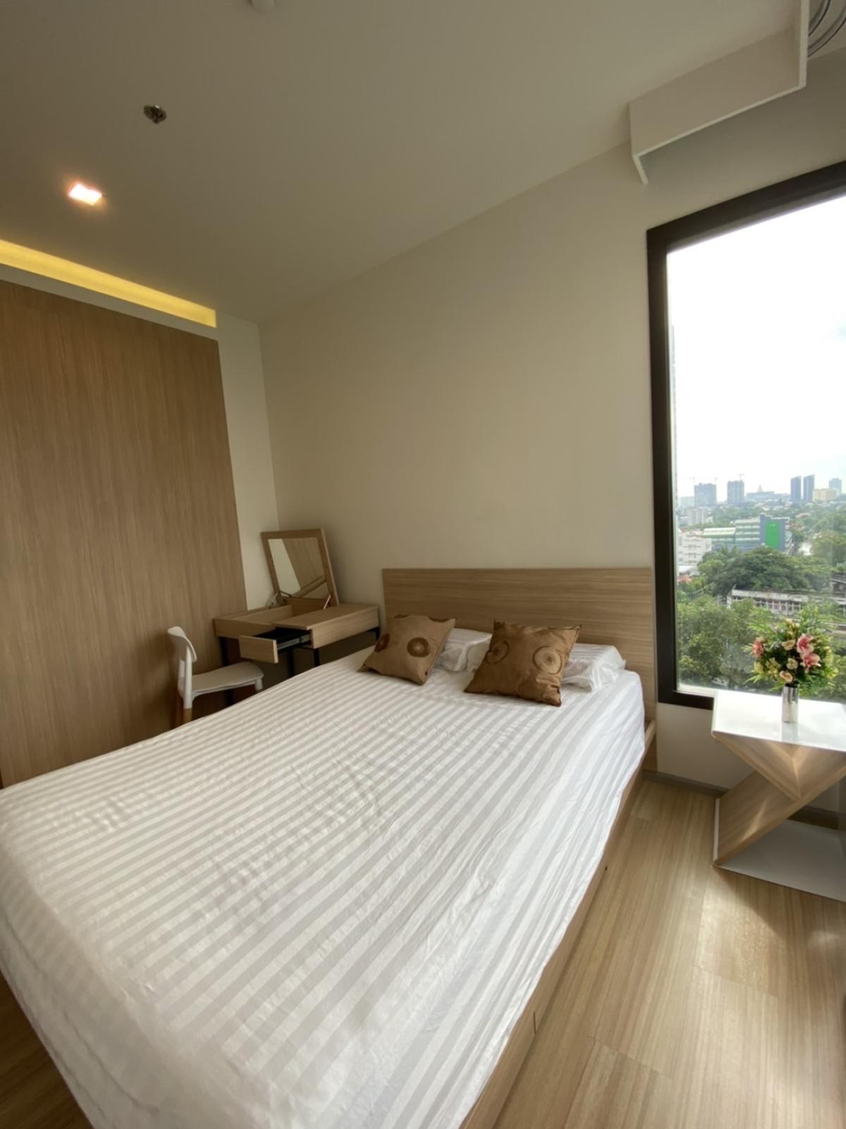 For SaleCondoSapankwai,Jatujak : 03/04/2026, Luxury condo with 2 bedrooms in the heart of Chatuchak, close to BTS/MRT. Comfortable living with complete sports and recreation facilities for only 7.99 million! 0642748883