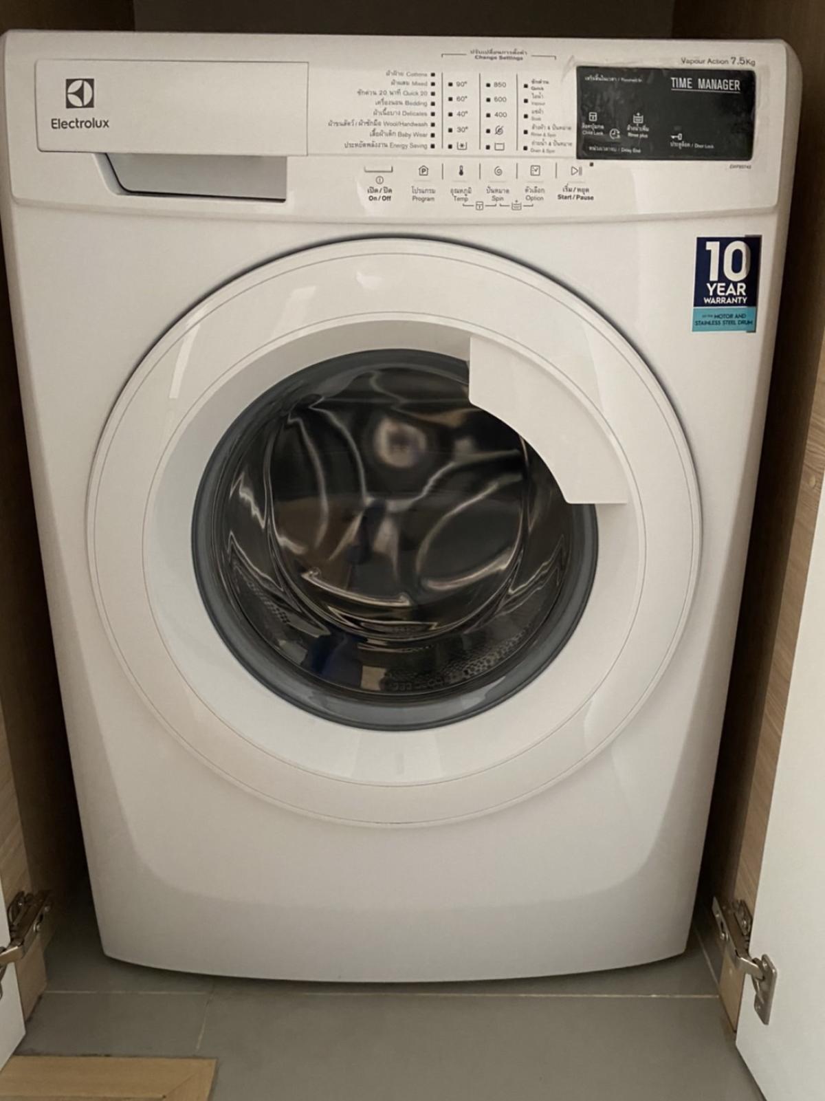 For SaleCondoSapankwai,Jatujak : 03/04/2026, Luxury condo with 2 bedrooms in the heart of Chatuchak, close to BTS/MRT. Comfortable living with complete sports and recreation facilities for only 7.99 million! 0642748883