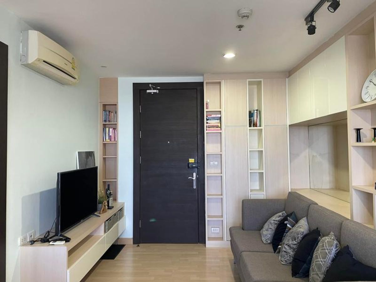 For RentCondoRatchadapisek, Huaikwang, Suttisan : FOR RENT condo , Rhythm Ratchada , MRT-Ratchadaphisek , Sam Saen Nok , Huai Khwang , Bangkok , CX-53276
