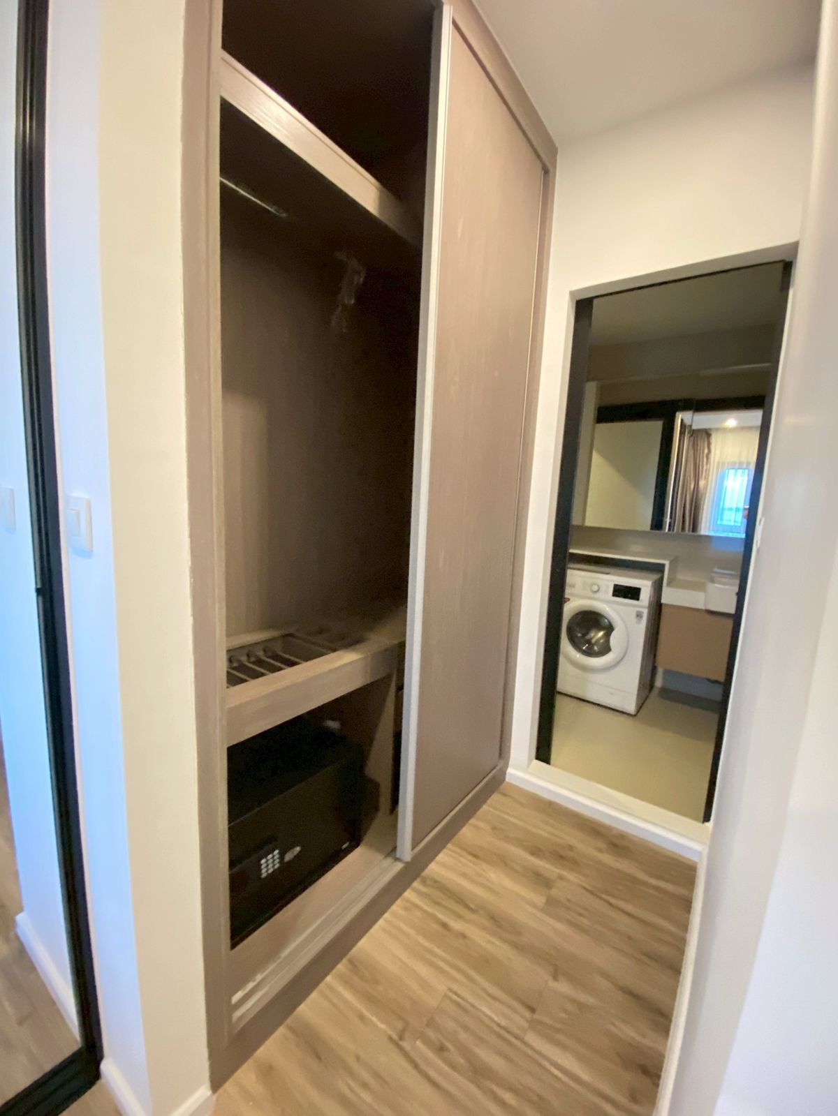 ให้เช่าคอนโดศรีราชา แหลมฉบัง บ้านบึง : ให้เช่า Knightsbridge The Ocean Sriracha คอนโดวิวทะเล ห้องสวย พร้อมเฟอร์นิเจอร์ ใจกลางศรีราชา