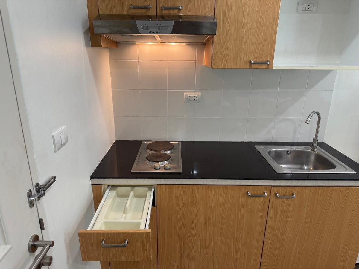 For RentCondoSukhumvit, Asoke, Thonglor : For Rent Condo , The Clover Thonglor , BTS-Thong Lo , Khlong Tan Nuea , Watthana , Bangkok , CX-112906