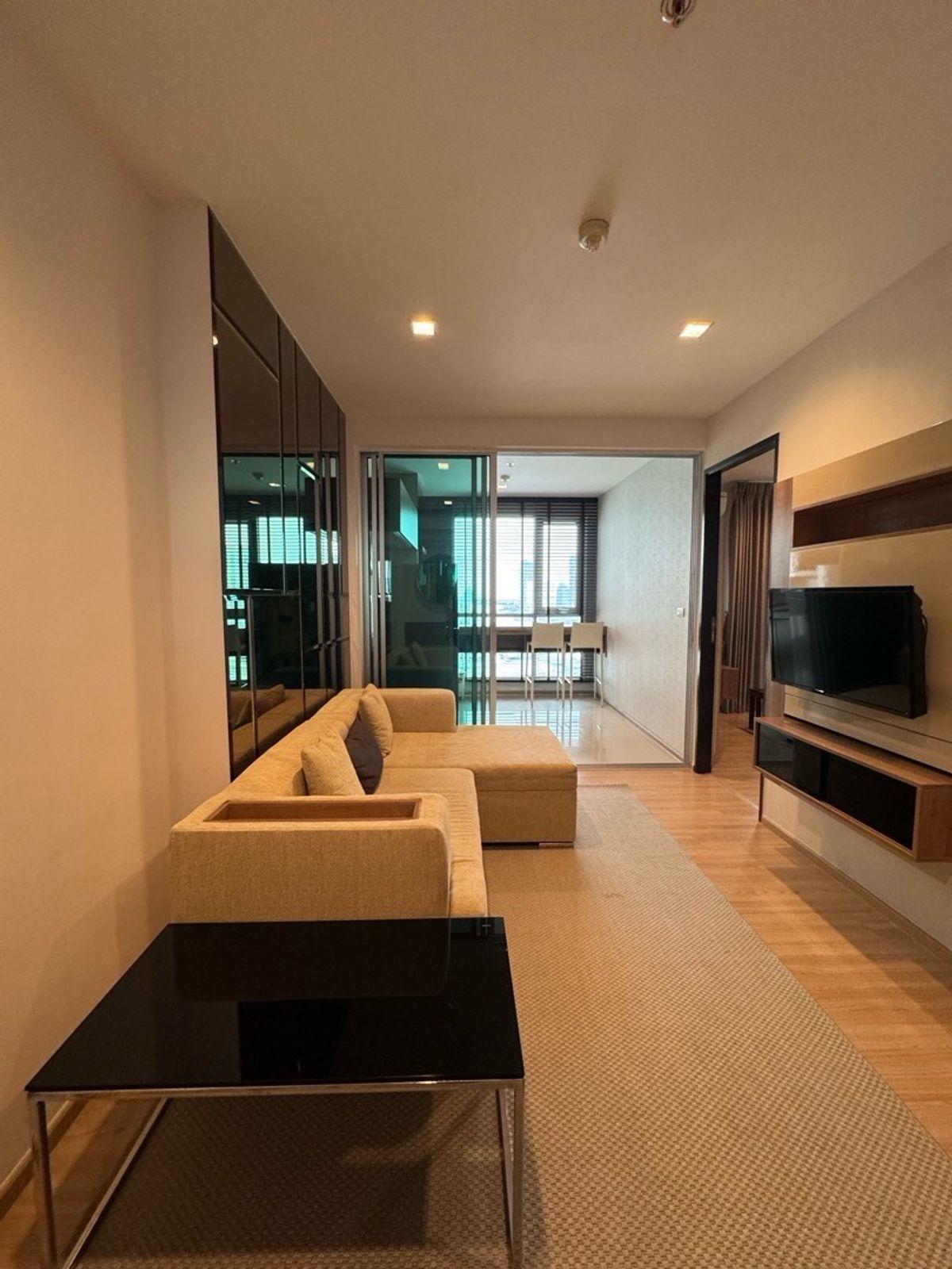 ให้เช่าคอนโดสาทร นราธิวาส : ให้เช่า ❗️Rhythm Sathorn (ริธึ่ม สาทร) สะพานตากสิน วิวแม่น้ำเจ้าพระยา (พร้อมเข้าอยู่)