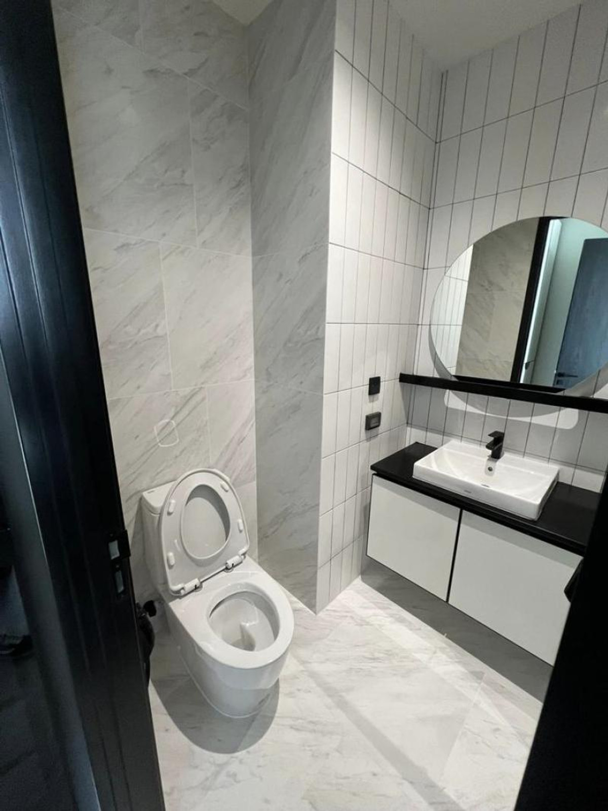 For RentCondoWongwianyai, Charoennakor : For Rent Condo , Chapter Charoennakhorn-Riverside , BTS-Krung Thon Buri , Bang Lamphu Lang , Khlong San , Bangkok , CX-78285