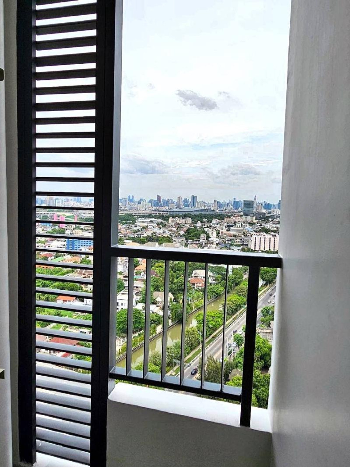 ให้เช่าคอนโดบางซื่อ วงศ์สว่าง เตาปูน : เช่าคอนโด  เมโทร สกาย ประชาชื่น  ดูเพล็กซ์ MRT-บางซ่อน วงศ์สว่าง เขต บางซื่อ กรุงเทพ CX-79309