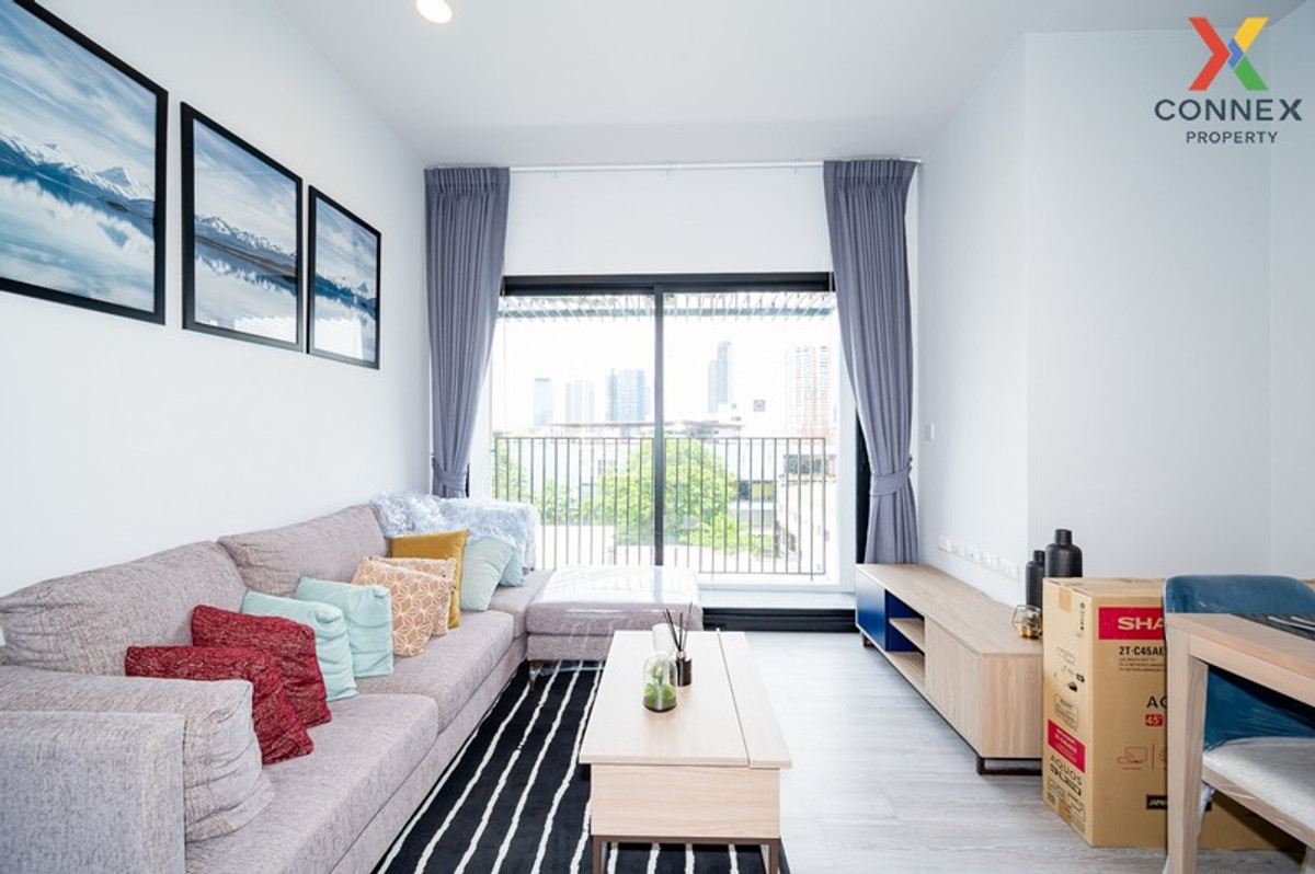 For RentCondoSukhumvit, Asoke, Thonglor : FOR RENT condo , XT Ekkamai , BTS-Ekkamai , Khlong Tan Nuea , Watthana , Bangkok , CX-00484