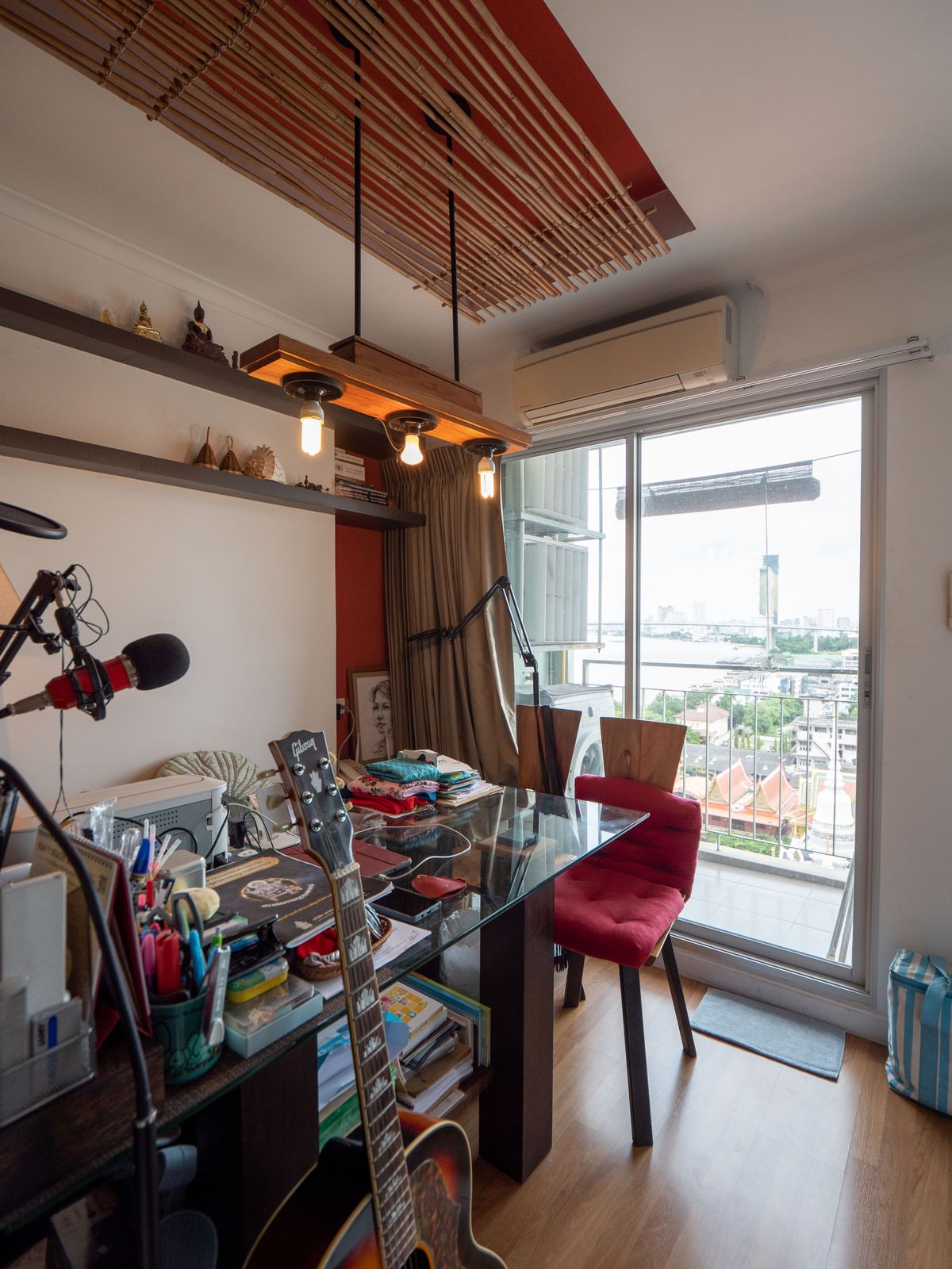 For SaleCondoRama3 (Riverside),Satupadit : Condo for sale, Lumpini Park Riverside Rama 3 Lumpini Park Riverside-Rama 3 condo on the Chao Phraya River. The only place of Lumpini The room is very beautiful, genuine woodwork, unique design, of course. Really full price. Very good value. 1 bedroom, 32