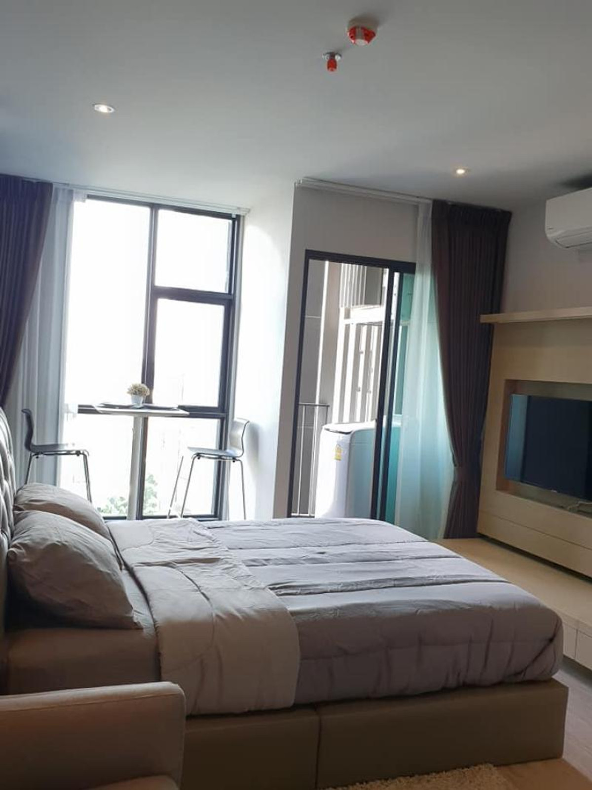 ให้เช่าคอนโดสุขุมวิท อโศก ทองหล่อ : เช่าคอนโด  รึทึ่ม เอกมัย BTS-เอกมัย คลองตันเหนือ เขต วัฒนา กรุงเทพ CX-17447