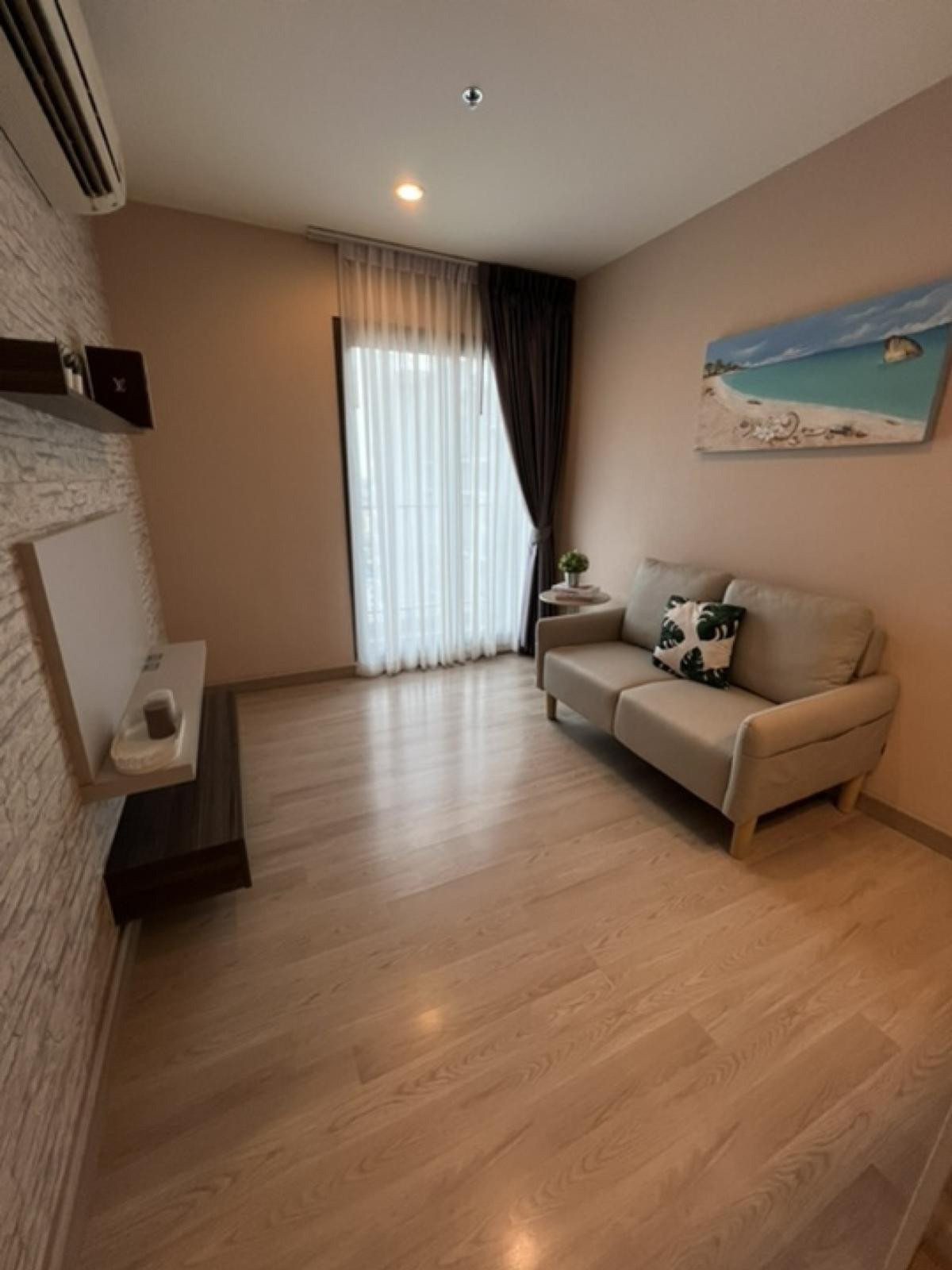 For RentCondoRatchadapisek, Huaikwang, Suttisan : FOR RENT condo , Centric Ratchada - Huaikwang , MRT-Huai Khwang , Huai Khwang , Huai Khwang , Bangkok ,  CX-126027