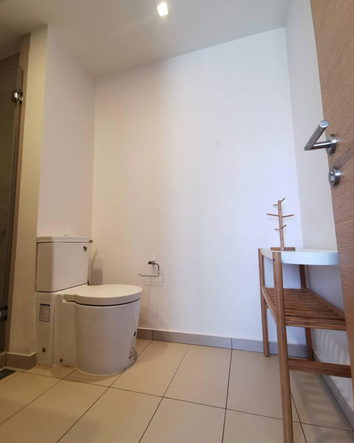 For RentCondoSukhumvit, Asoke, Thonglor : FOR RENT condo , The Lofts Ekkamai , BTS-Ekkamai , Phra Khanong Nuea , Watthana , Bangkok , CX-92434