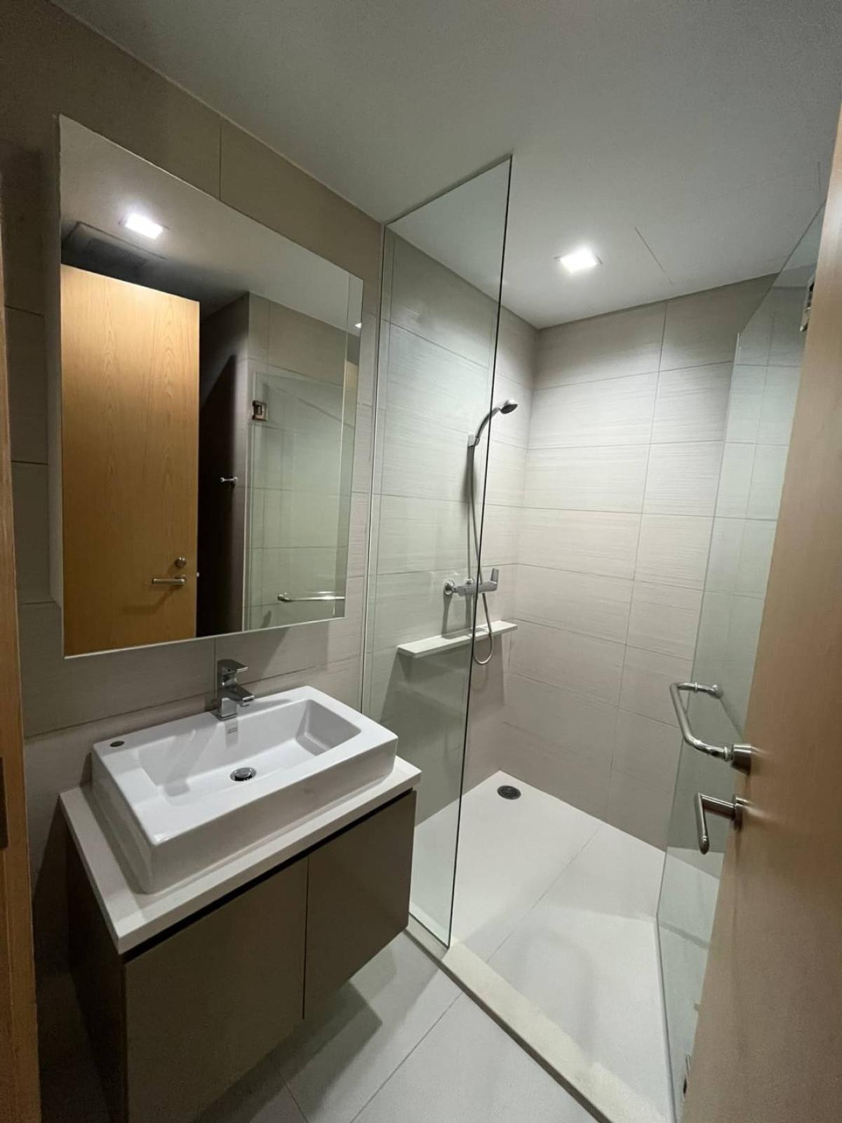 For RentCondoSukhumvit, Asoke, Thonglor : FOR RENT condo , Siri at Sukhumvit , BTS-Thong Lo , Phra Khanong , Watthana , Bangkok , CX-65533