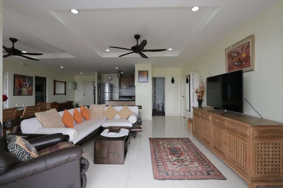 For SaleCondoChiang Mai : Fabulous 3 bedroom condo to sale at Rimping Condo (RMP018)