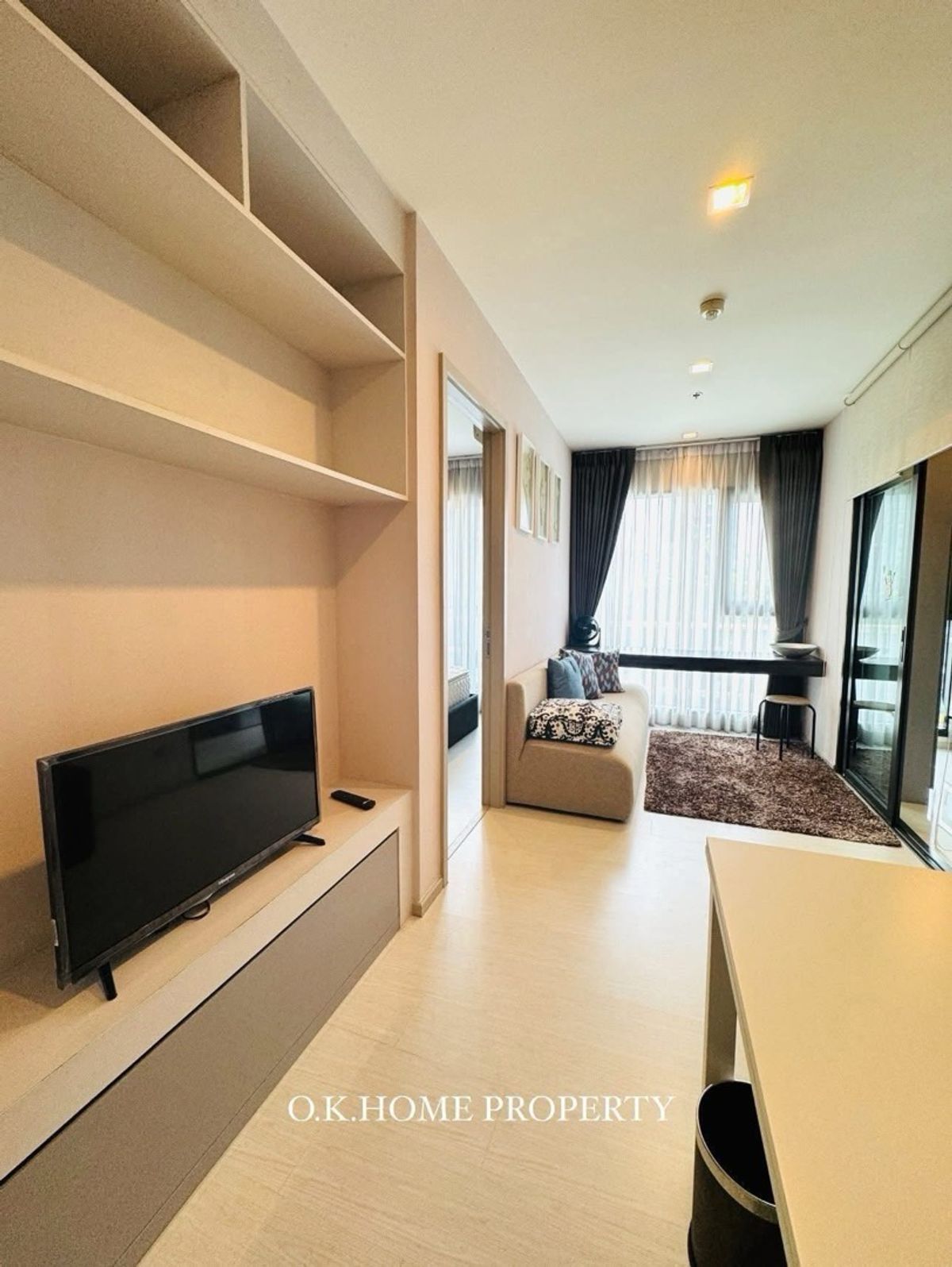 For RentCondoSukhumvit, Asoke, Thonglor : 📍 Rent !! Rhythm Sukhumvit 36-38 (ready to move in)