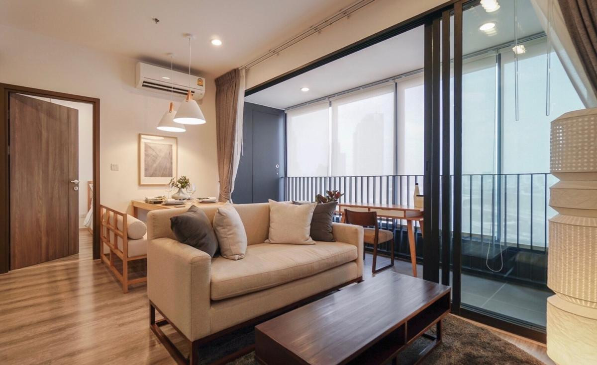 For RentCondoRama9, Petchburi, RCA : FOR RENT condo , Ideo Mobi Asoke , nice view , high floor , MRT-Phetchaburi , Bang Kapi , Huai Khwang , Bangkok , CX-37556