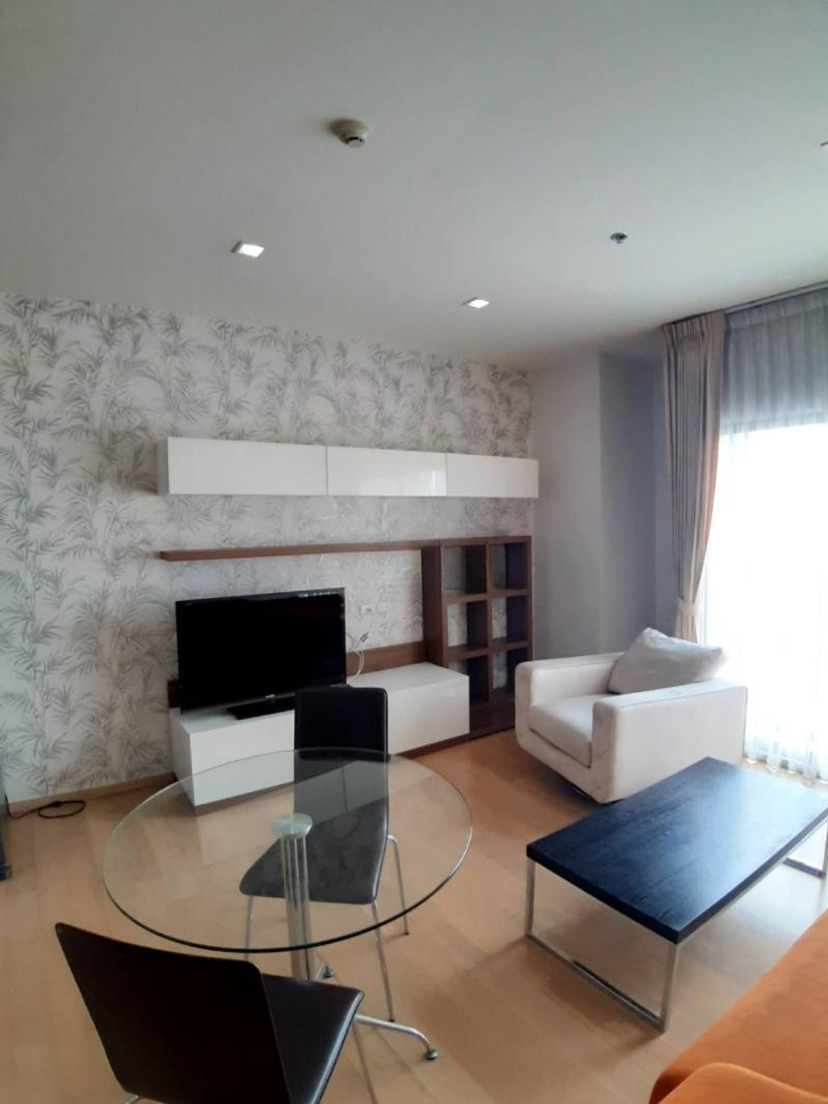 For RentCondoSukhumvit, Asoke, Thonglor : FOR RENT condo , Noble Reveal , BTS-Ekkamai , Phra Khanong , Watthana , Bangkok , CX-15809