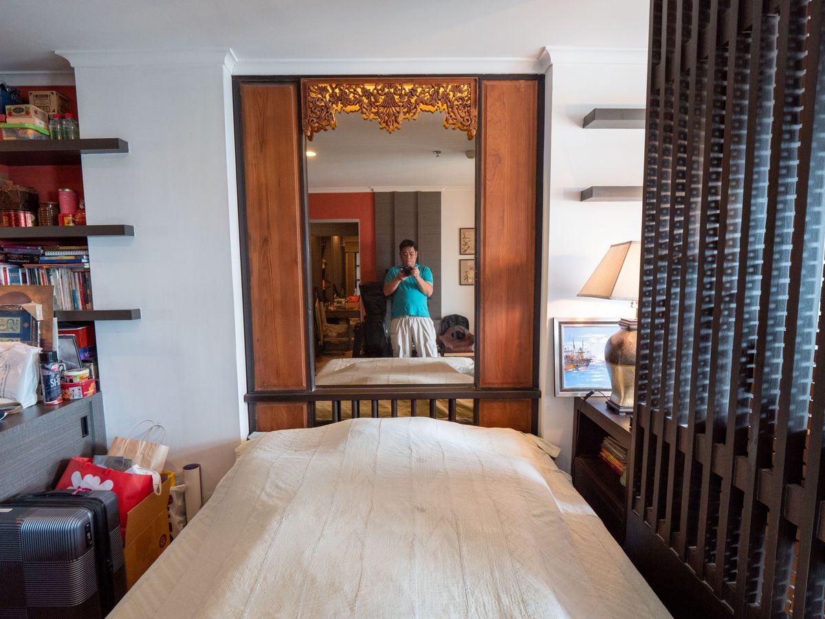 For SaleCondoRama3 (Riverside),Satupadit : Condo for sale, Lumpini Park Riverside Rama 3 Lumpini Park Riverside-Rama 3 condo on the Chao Phraya River. The only place of Lumpini The room is very beautiful, genuine woodwork, unique design, of course. Really full price. Very good value. 1 bedroom, 32