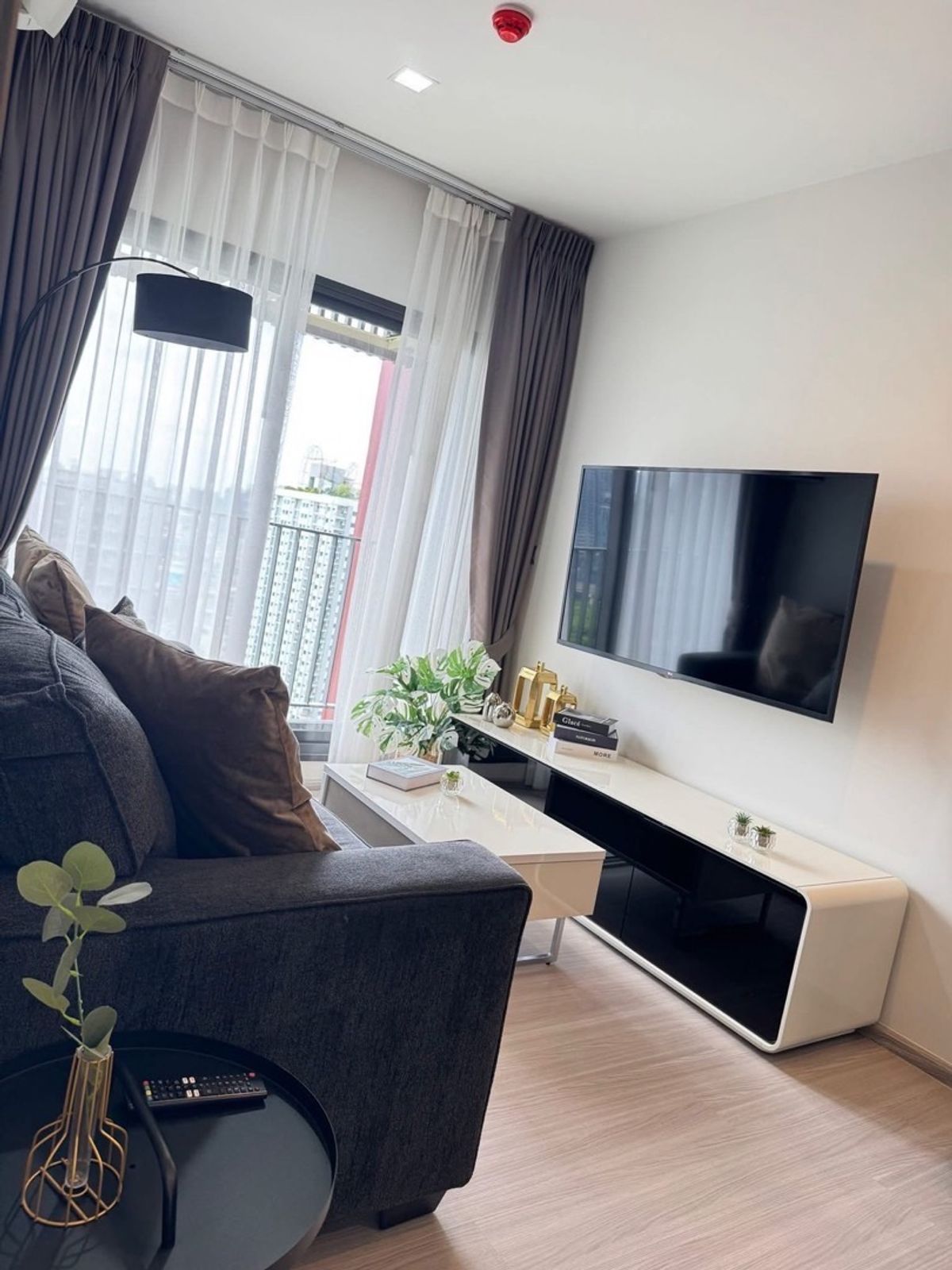 For RentCondoRama9, Petchburi, RCA : ☘️🎉Life Asoke Hype Condominium