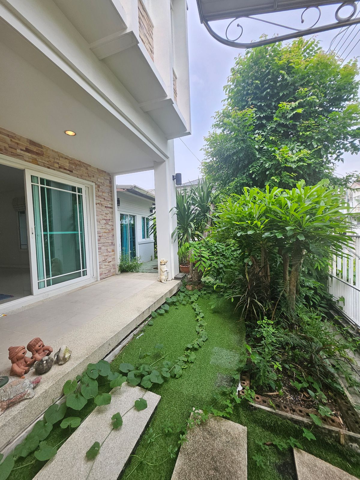 ขายบ้านราษฎร์บูรณะ สุขสวัสดิ์ : 🏠 บ้านใหญ่ 5 ห้องนอน ทำเลทองพระราม 2 – พร้อมเข้าอยู่ทันที!