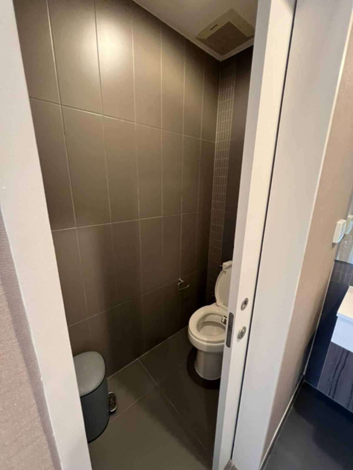 ให้เช่าคอนโดรัชดา ห้วยขวาง : เช่าคอนโด  , เซ็นทริค รัชดา - ห้วยขวาง MRT-ห้วยขวาง ห้วยขวาง เขต ห้วยขวาง กรุงเทพฯ  CX-126027