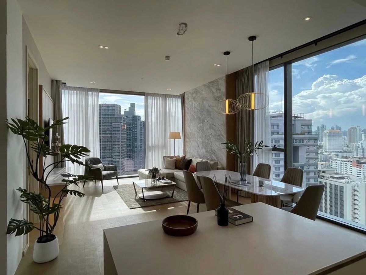 ให้เช่าคอนโดสุขุมวิท อโศก ทองหล่อ : Condo For Rent in Thonglor 2 Bedroom at The Strand Thonglor