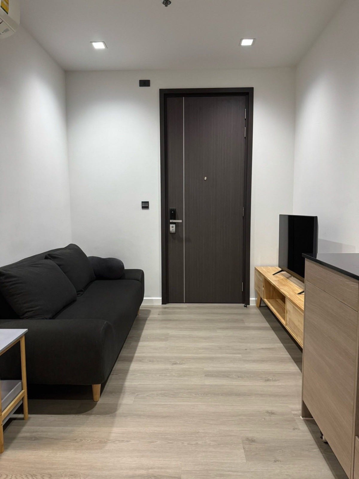 For RentCondoRama9, Petchburi, RCA : For Rent Condo , The Line Asoke - Ratchada , MRT-Phra Ram 9 , Din Daeng , Din Daeng , Bangkok , CX-143982