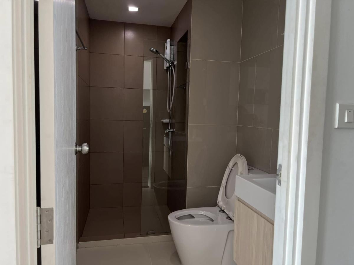 For RentCondoPattanakan, Srinakarin : For Rent Condo , Rich Park Triple Station , ARL-Hua Mak , Suan Luang , Suan Luang , Bangkok ,  CX-114243