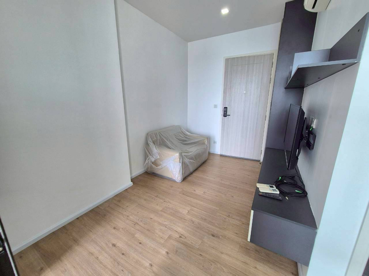 For RentCondoSriracha Laem Chabang Ban Bueng : : "🌟 High condo on the 32nd floor of Sriracha | Notting Hill Laemchabang-Sriracha | Renting only 8,000/month with complete fir!"