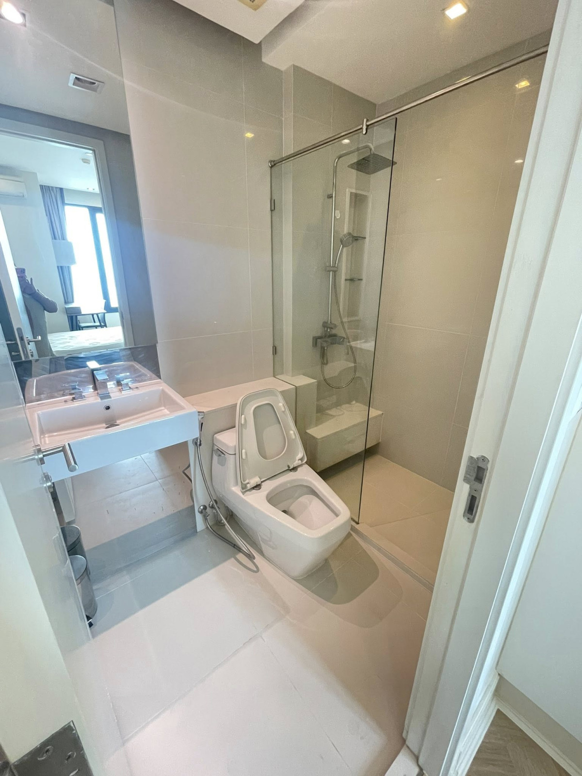 ให้เช่าคอนโดลาดพร้าว เซ็นทรัลลาดพร้าว : เช่าคอนโด  คอนโดอีควิน็อคซ์ พหล-วิภา BTS-พหลโยธิน 59 จอมพล  เขต จตุจักร กรุงเทพ  CX-143079