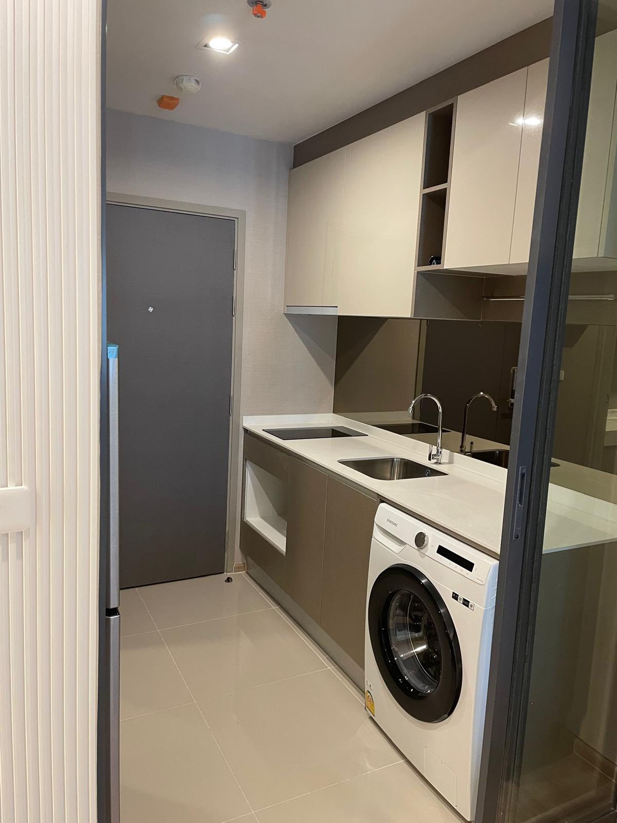 ให้เช่าคอนโดพระราม 9 เพชรบุรีตัดใหม่ RCA : เช่าคอนโด  ไอดีโอ พระราม 9-อโศก MRT-พระราม 9 ห้วยขวาง เขต ห้วยขวาง กรุงเทพ CX-146644