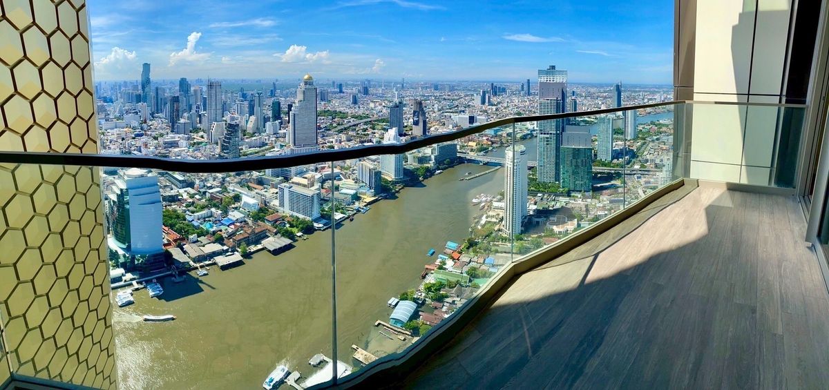 ให้เช่าคอนโดวงเวียนใหญ่ เจริญนคร : Magnolias Waterfront Residences: 3bed 3bath 146 sqm. 160,000/mth Am: 0656199198