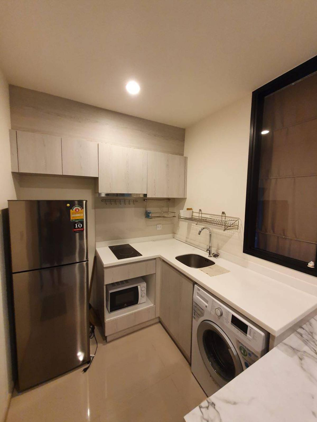 For RentCondoRama9, Petchburi, RCA : For Rent Condo , Life Asoke , MRT-Phetchaburi , Bang Kapi , Huai Khwang , Bangkok ,  CX-38650