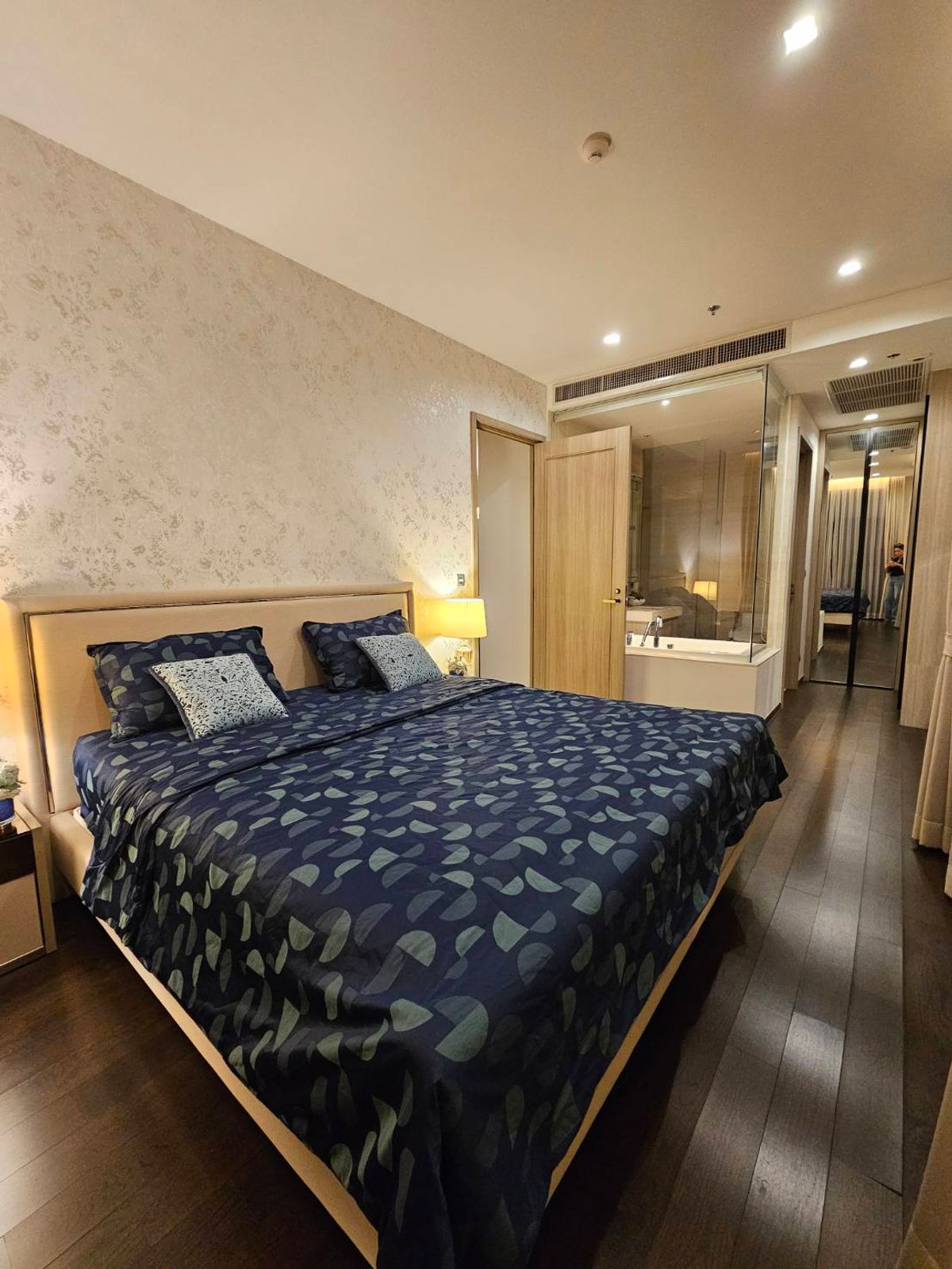 For RentCondoSukhumvit, Asoke, Thonglor : For Rent 1 Bedroom 59 SQ.M Nice Decoration Ready to Move in (Negotiation)