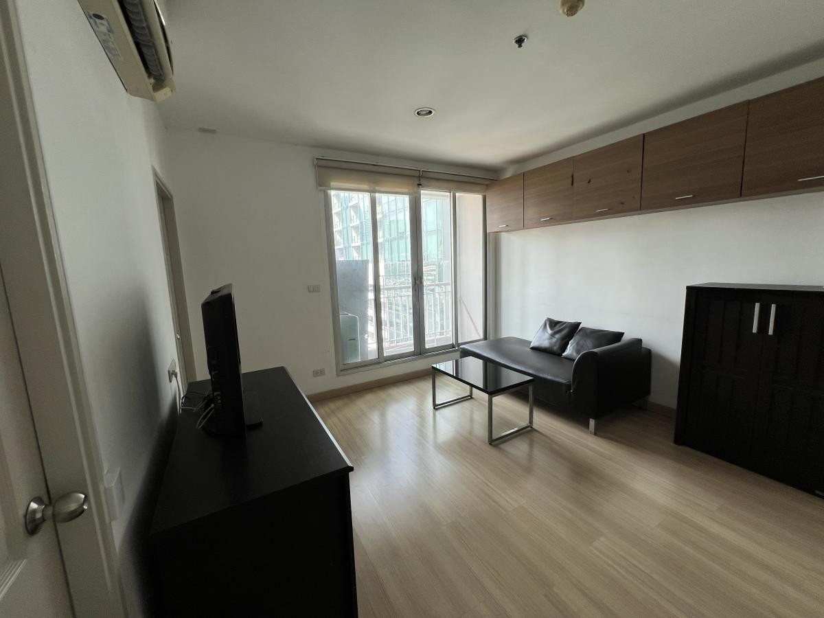 For RentCondoSathorn, Narathiwat : For Rent Condo , Life @ Sathorn 10 , BTS-Chong Nonsi , Silom , Bang Rak , Bangkok ,  CX-28218