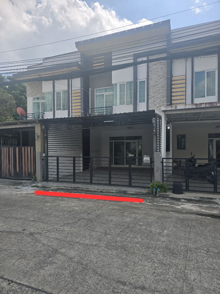 For SaleTownhomeMin Buri, Romklao : Townhome for sale, Gusto Ramkhamhaeng,160 25.5 sq m.