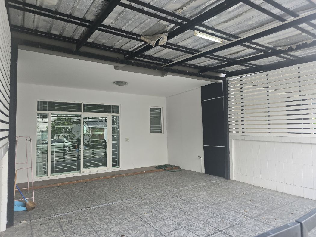 ขายทาวน์โฮมมีนบุรี-ร่มเกล้า : ขายด่วน‼️ ทาวน์โฮม กัสโต้ รามคำแหง Gusto Townhome Ramkhamhaeng 25.5 ตรว