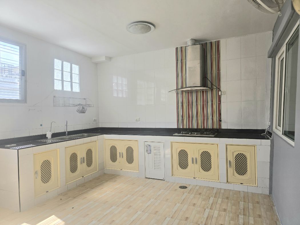 ขายทาวน์โฮมมีนบุรี-ร่มเกล้า : ขายด่วน‼️ ทาวน์โฮม กัสโต้ รามคำแหง Gusto Townhome Ramkhamhaeng 25.5 ตรว