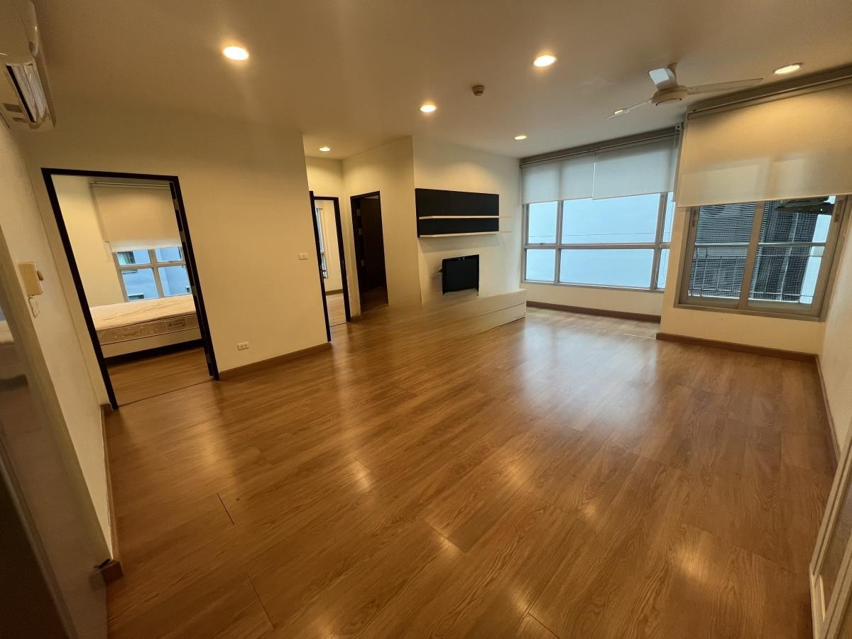 ให้เช่าคอนโดสุขุมวิท อโศก ทองหล่อ : เช่าคอนโด  ดิ แอดเดรส สุขุมวิท 42 BTS-เอกมัย พระโขนง เขต คลองเตย กรุงเทพ CX-20477