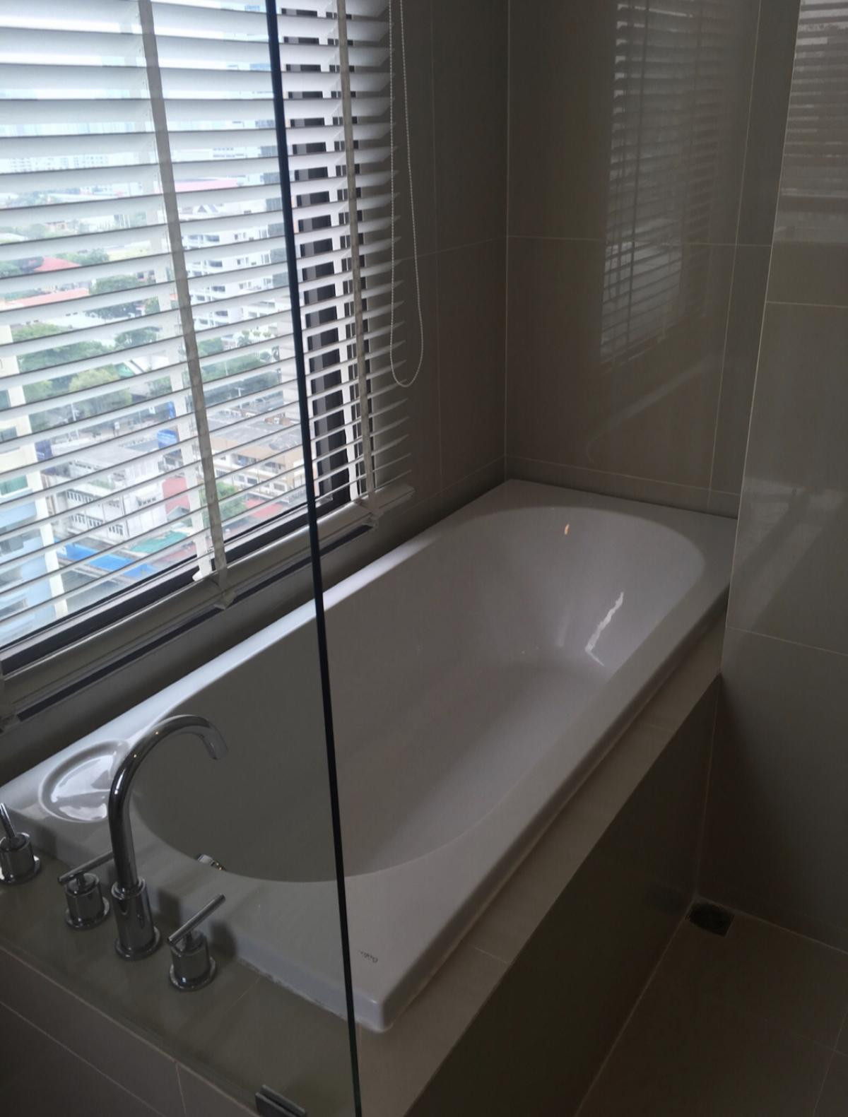 ให้เช่าคอนโดพระราม 9 เพชรบุรีตัดใหม่ RCA : เช่าคอนโด  วิลล่า อโศก MRT-เพชรบุรี มักกะสัน เขต ราชเทวี กรุงเทพ  CX-44984