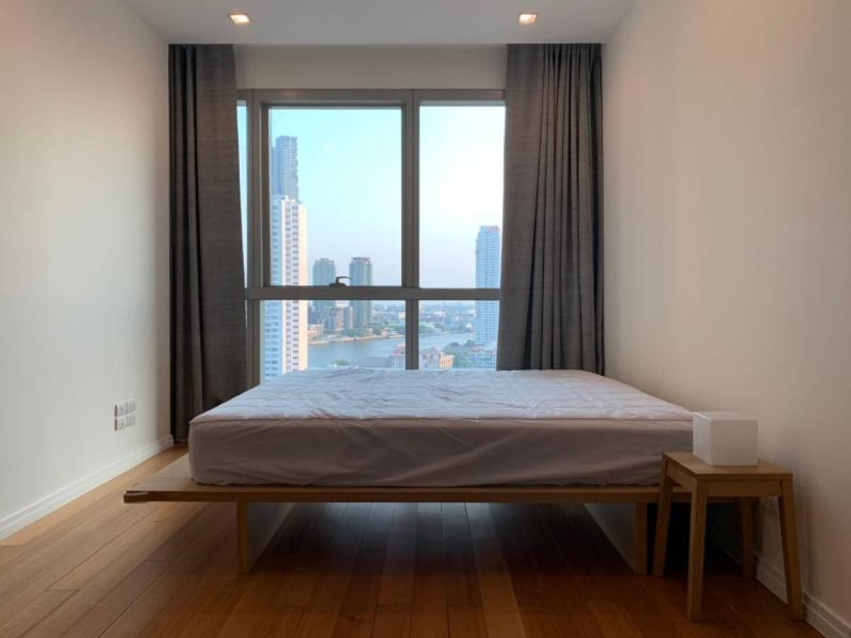 For RentCondoWongwianyai, Charoennakor : FOR RENT condo , The River , high floor , BTS-Saphan Taksin , Khlong Ton Sai , Khlong San , Bangkok ,CX-83233