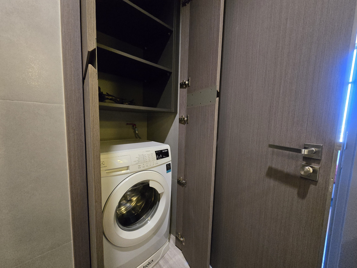 For RentCondoSathorn, Narathiwat : FOR RENT condo , The Diplomat Sathorn , BTS-Surasak , Silom , Bang Rak , Bangkok , CX-141689