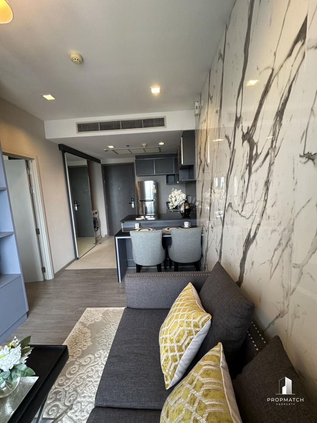 For SaleCondoWongwianyai, Charoennakor : ✨flash deal ✨ NYE by Sansiri (1Bed 1Bath 36SQM.) Ready! Only 3,890,000 baht Tel.0981315848 @propmatch