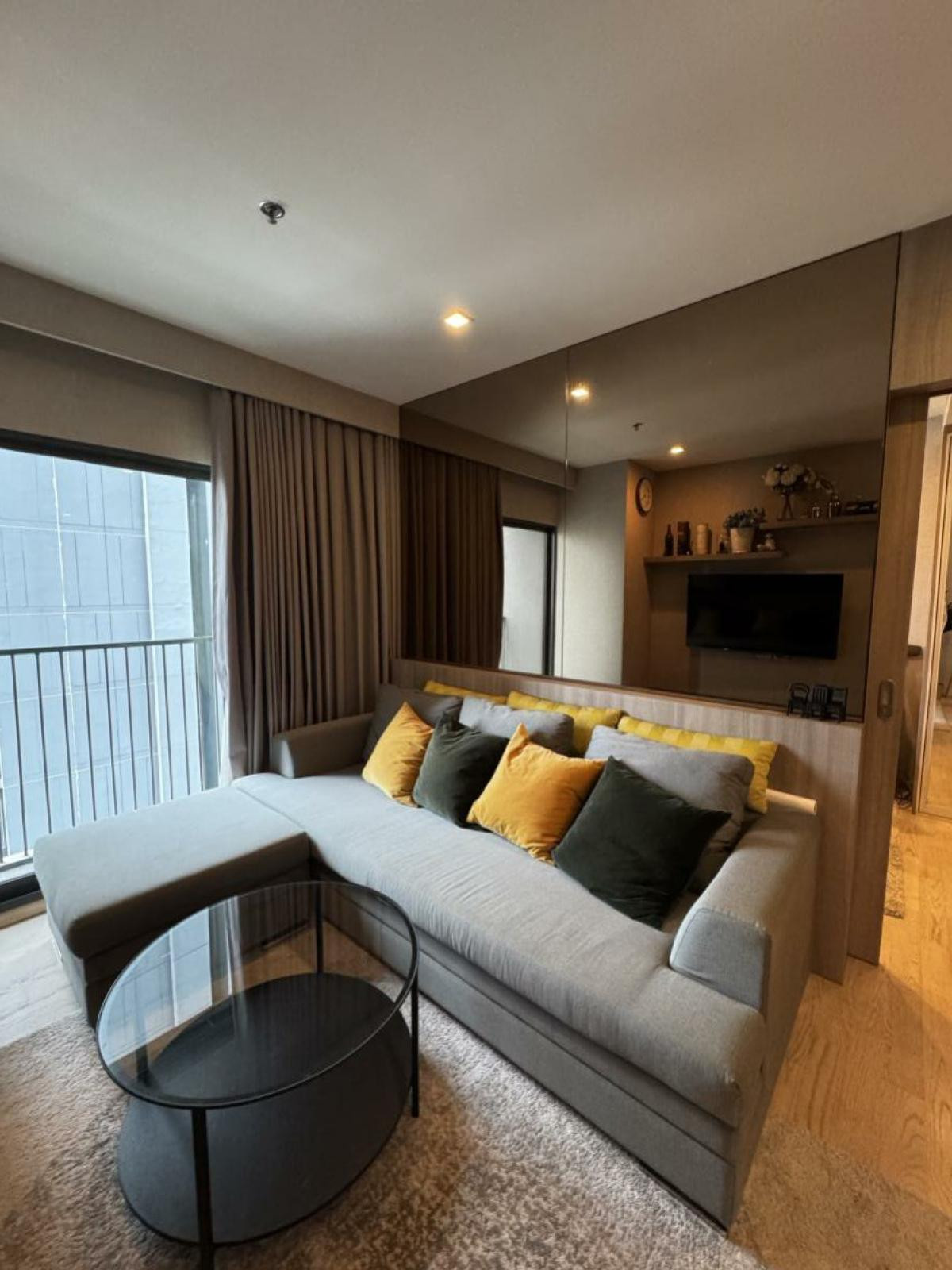 ให้เช่าคอนโดสุขุมวิท อโศก ทองหล่อ : เช่าคอนโด  โนเบิล รีมิกซ์ วิวสวย ชั้นสูง ห้องมุม หน้ากว้าง BTS-ทองหล่อ คลองตัน เขต วัฒนา กรุงเทพ  CX-111839