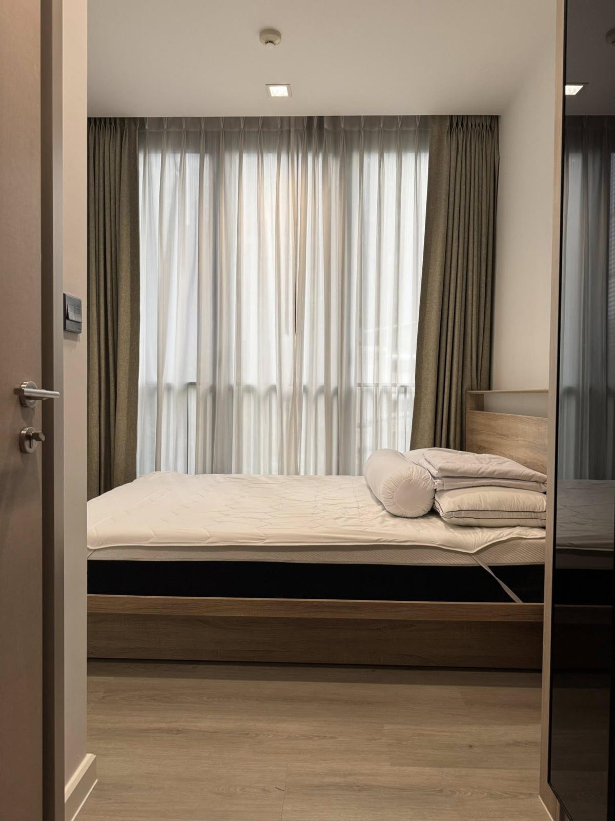 ให้เช่าคอนโดพระราม 9 เพชรบุรีตัดใหม่ RCA : เช่าคอนโด  เดอะ ไลน์ อโศก-รัชดา MRT-พระราม 9 ดินแดง เขต ดินแดง กรุงเทพ CX-143982